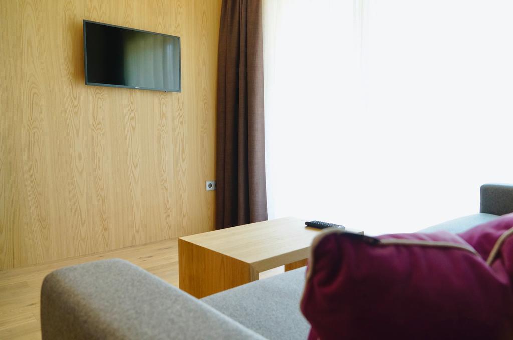 Residence Larciunei オルティゼーイ エクステリア 写真